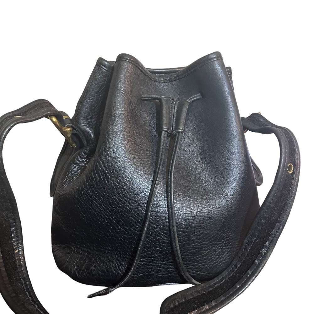 Vintage Black Coach leather bucket drawstring bag Gold buckle 9952